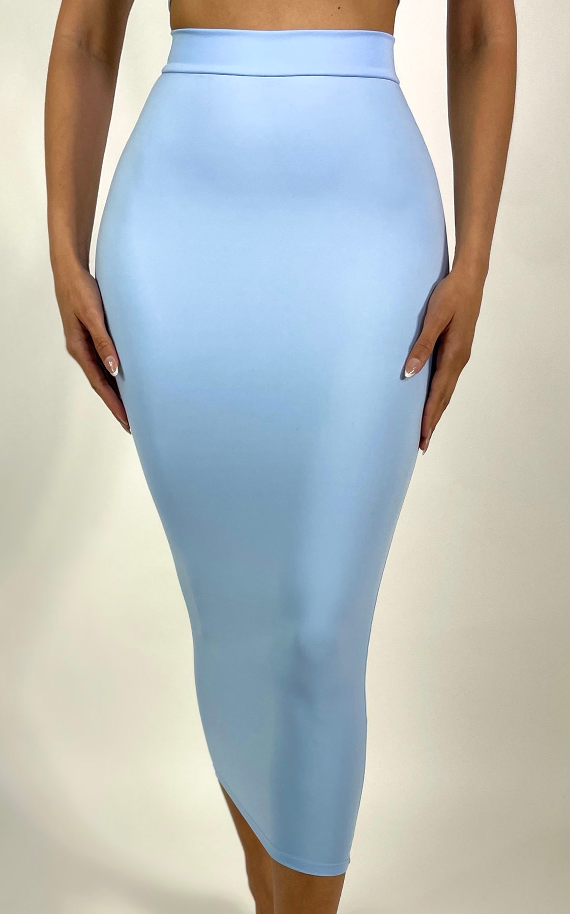 Essential Midi Skirt Baby Blue